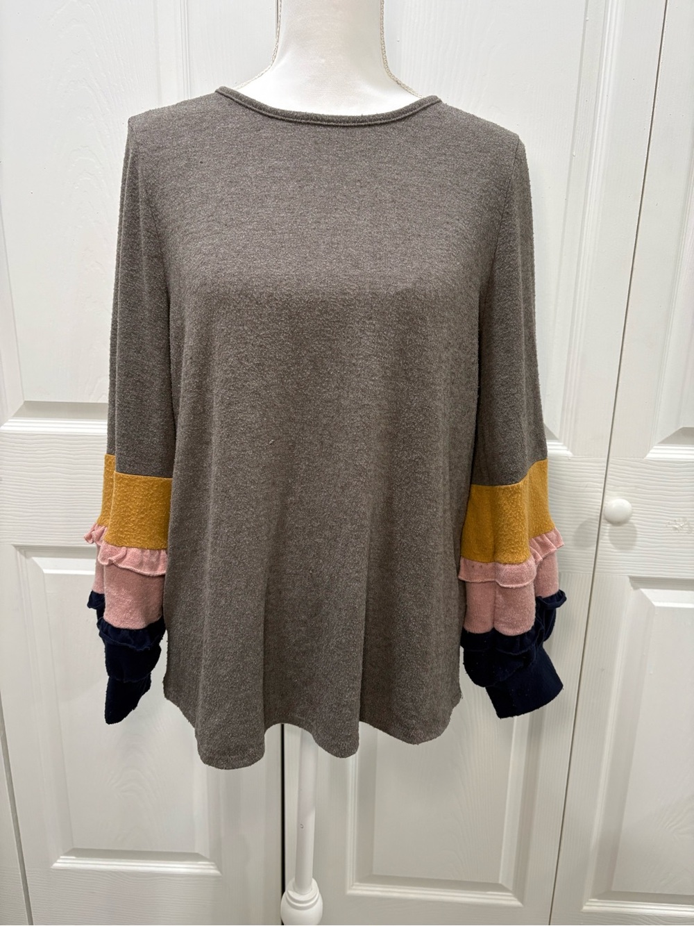 Women’s Taupe Knit Top with Colorblock Ruffle Sleeves